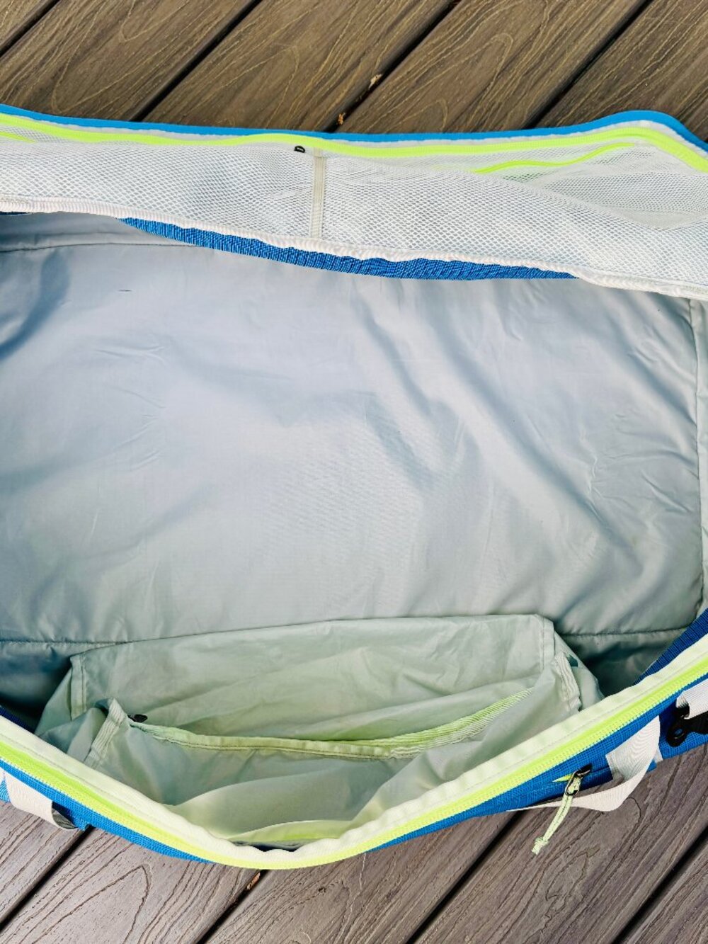 RARE Patagonia Black Hole Duffel Bag 100L Bright Vessel Blue - Picture 5 of 7